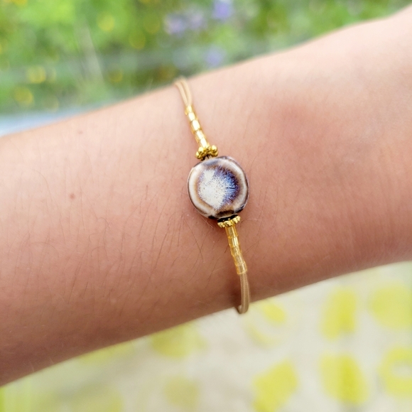Handmade Dainty Tan Adjustable Bead Bracelet - Picture 1 of 4